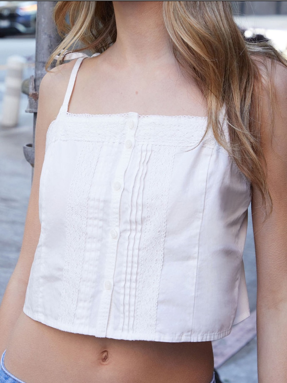 Brandy Melville John Galt White Lace-Trim Button Front Cami